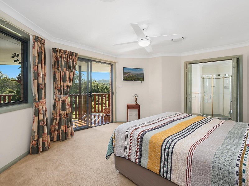 1 Manzanillo Drive, King Creek NSW 2446