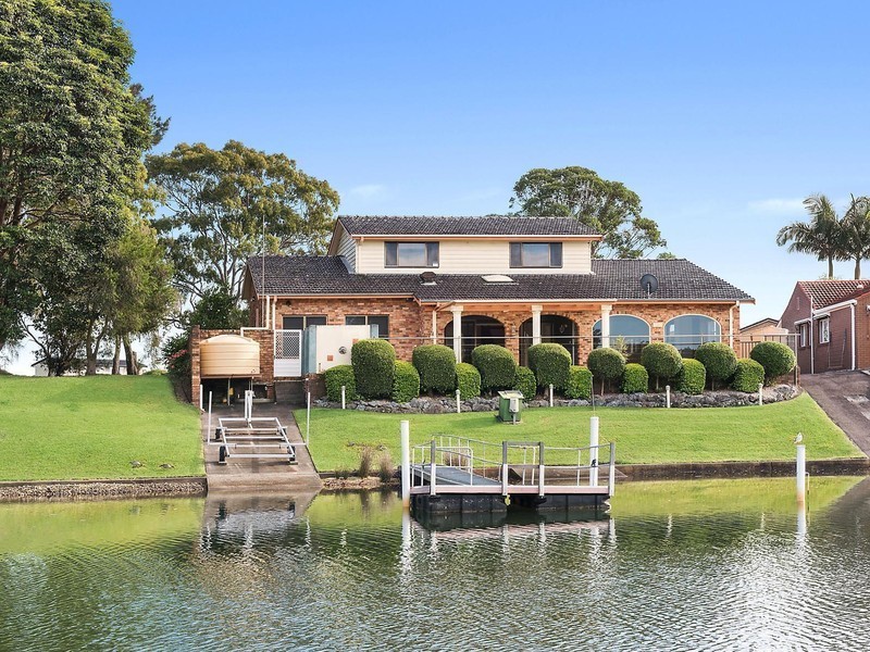 2 Laguna Place, Port Macquarie NSW 2444