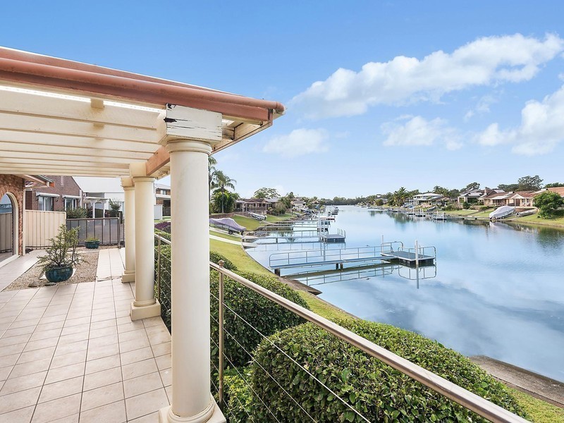 2 Laguna Place, Port Macquarie NSW 2444
