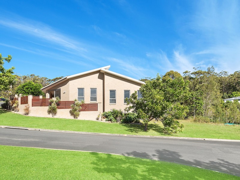 55 Sinclair Drive, Bonny Hills NSW 2445