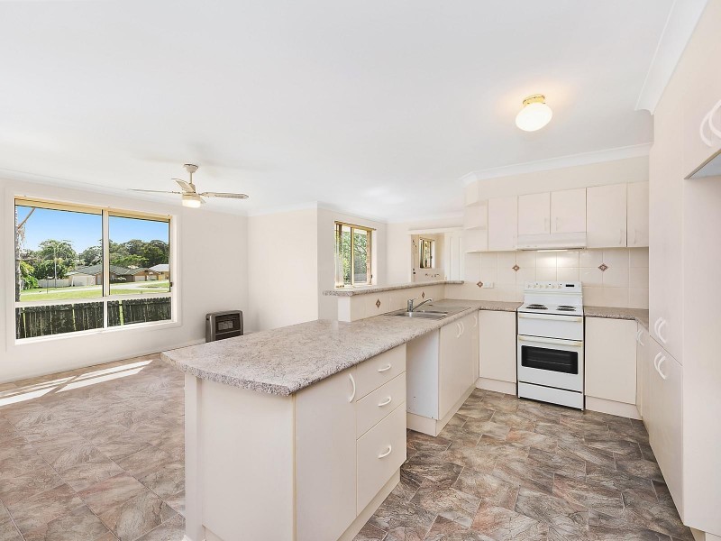 6 Hakea Place, Port Macquarie NSW 2444