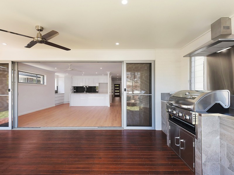 98 Crestwood Drive, Port Macquarie NSW 2444