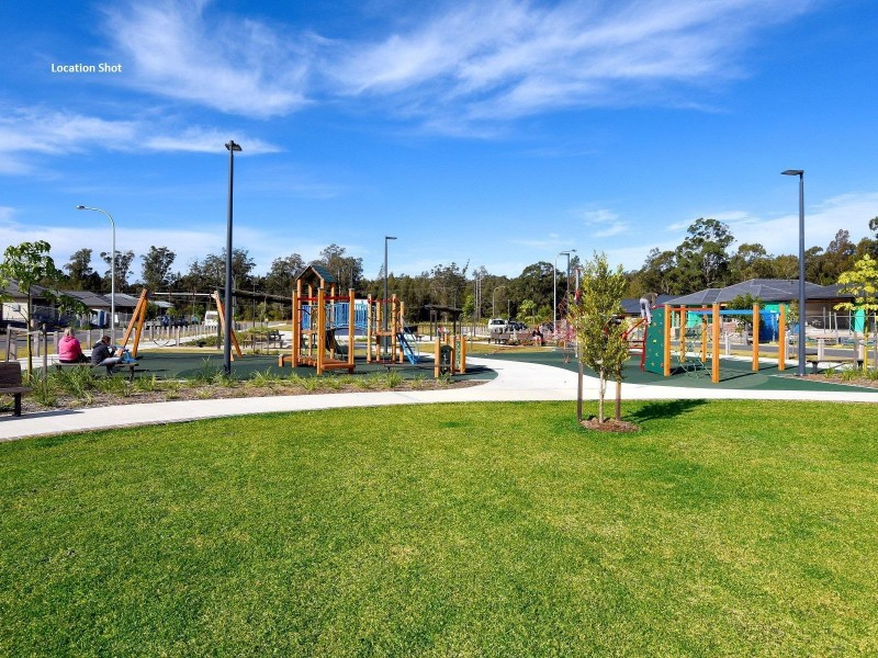 2/1 Boltwood Way, Thrumster NSW 2444