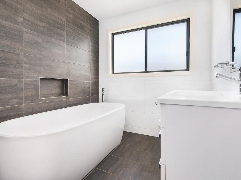 15 Howell Avenue, Port Macquarie NSW 2444