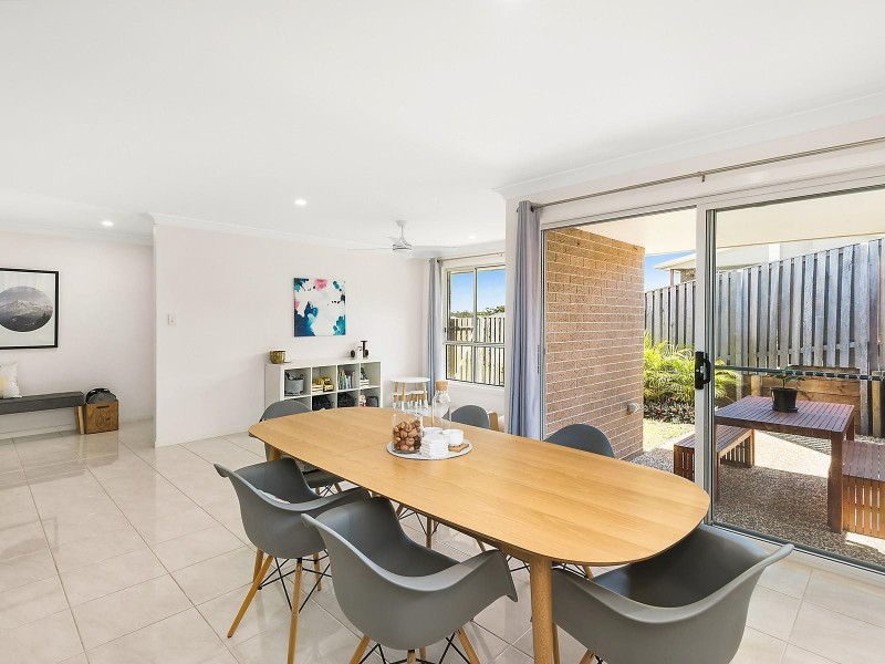 2 Verne Prescott Retreat, Port Macquarie NSW 2444