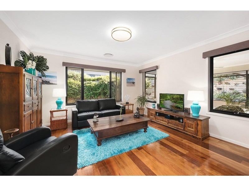 8 Lyrebird Place, Port Macquarie NSW 2444
