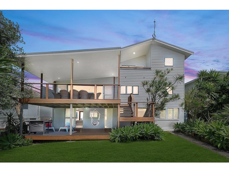 13 Kalang Street, Lake Cathie NSW 2445