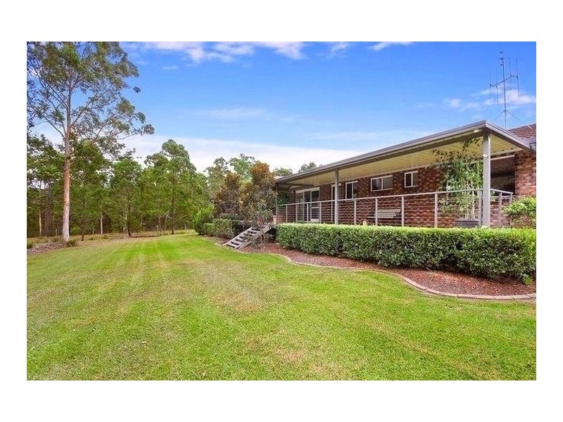4 Warrew Crescent, King Creek NSW 2446