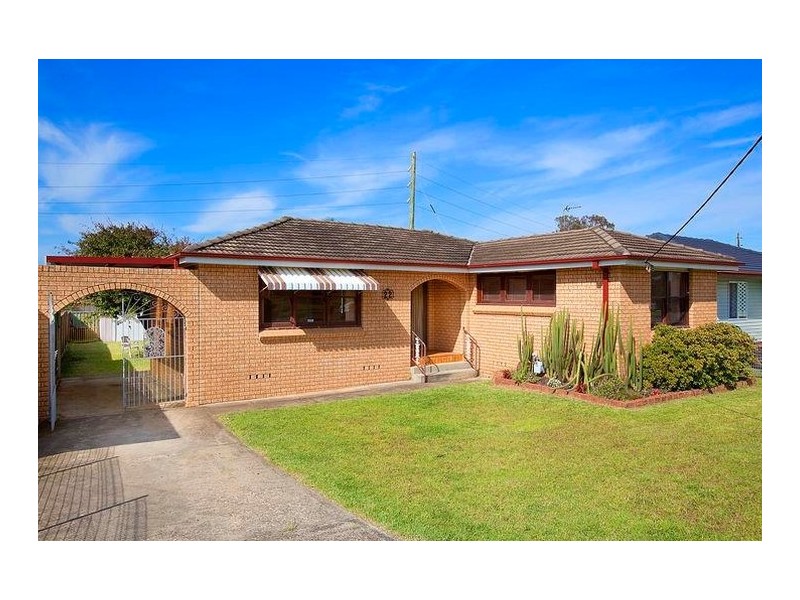 22 Landy Drive, Mount Warrigal NSW 2528