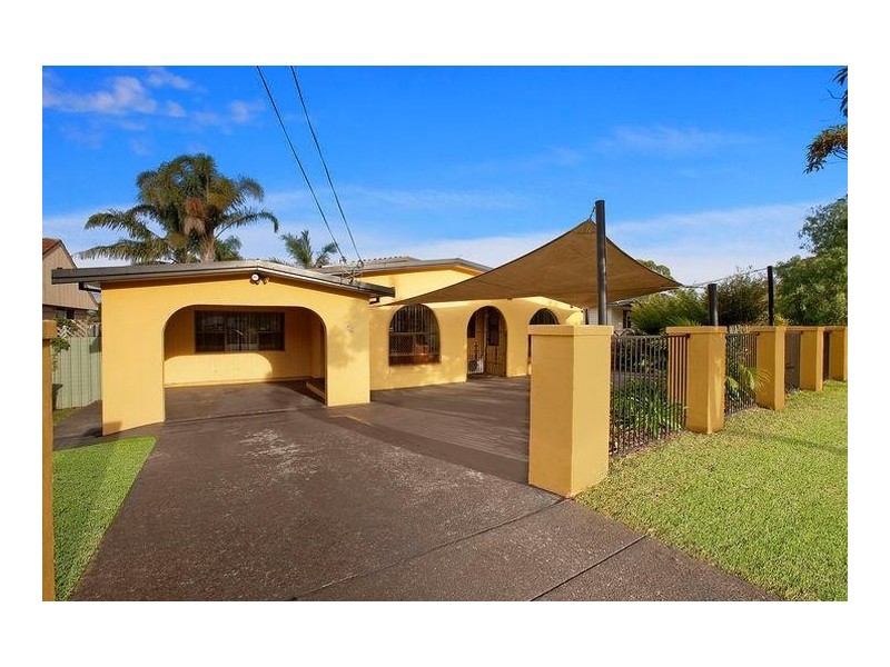 42 Landy Drive, Mount Warrigal NSW 2528
