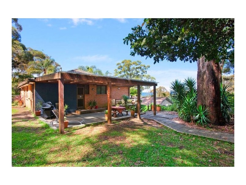 34 Railway Crescent, Stanwell Park NSW 2508