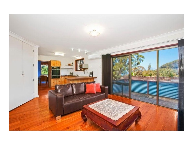 34 Railway Crescent, Stanwell Park NSW 2508