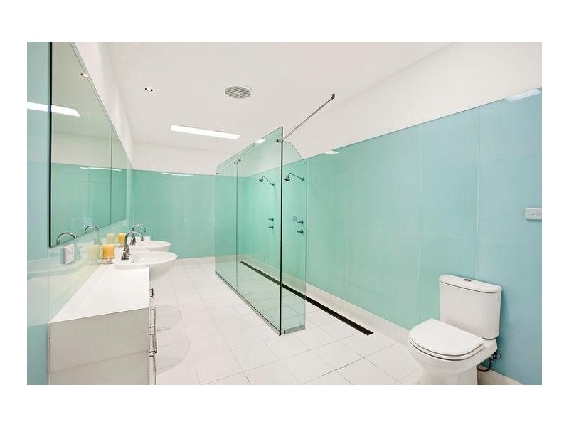 4 Bimbadeen Place, Yellow Rock NSW 2527