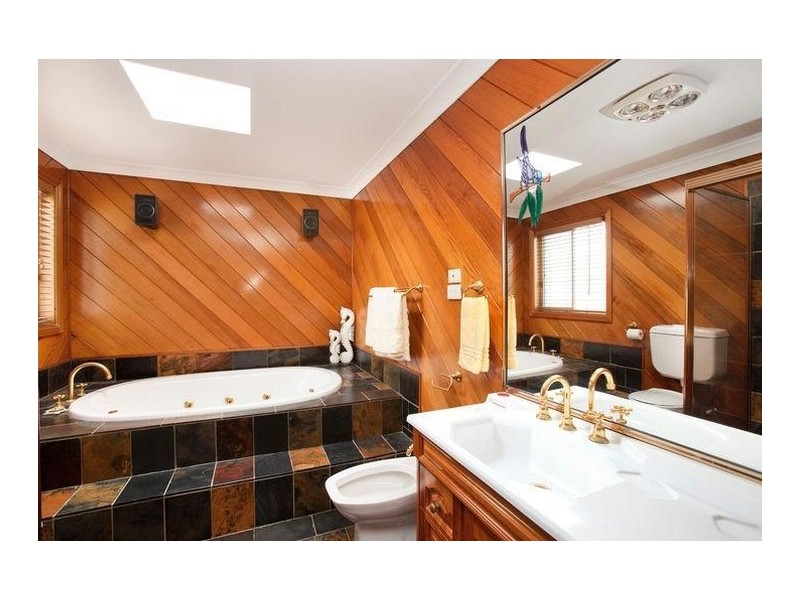 133 Osborne Parade, Warilla NSW 2528