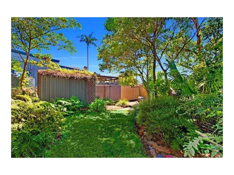 133 Gladstone Avenue, Coniston NSW 2500