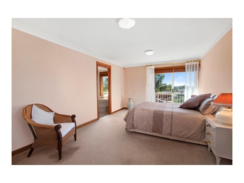 138 Derribong Drive, Cordeaux Heights NSW 2526