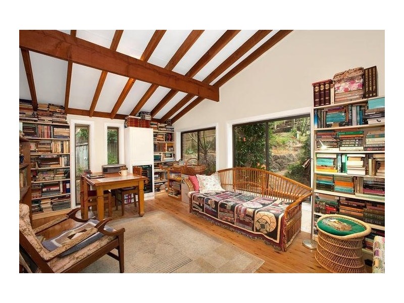 52 Stones Road, Mount Kembla NSW 2526