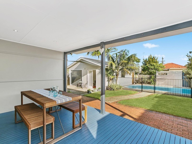 23 Gregory Avenue, East Corrimal NSW 2518