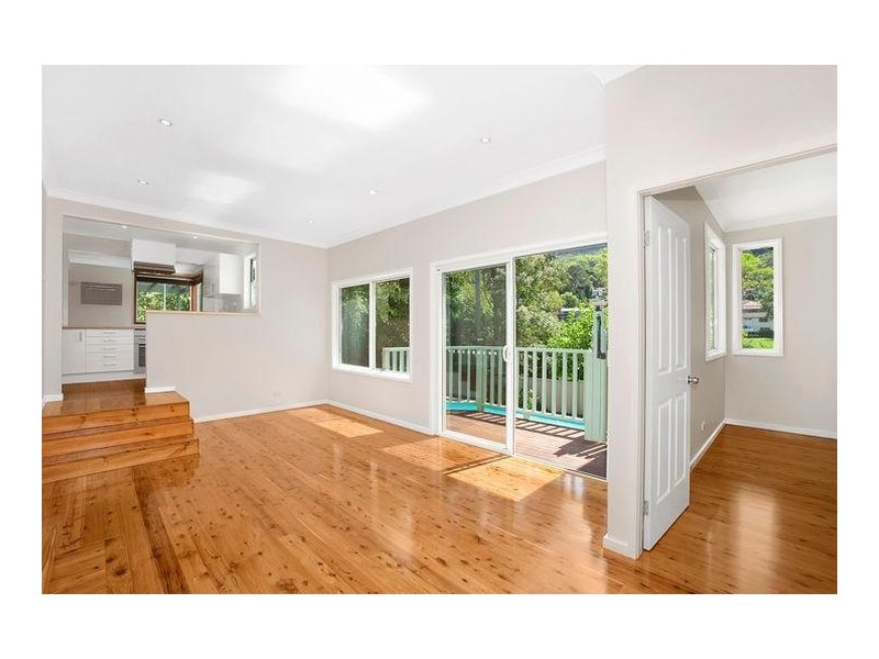 32 Valley Drive, Figtree NSW 2525