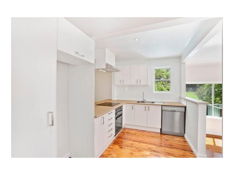 32 Valley Drive, Figtree NSW 2525