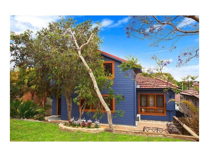 5 Gundarun Street, West Wollongong NSW 2500