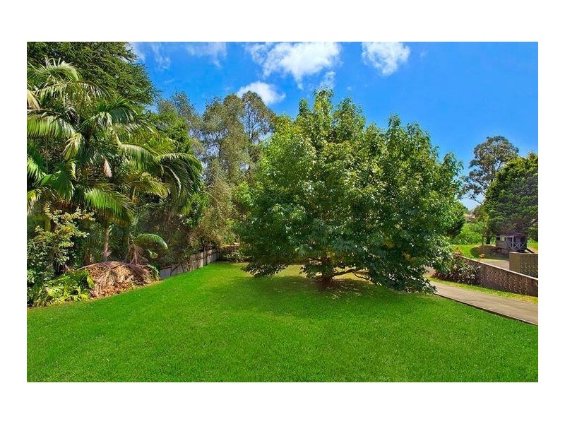 8 Bellebrae Avenue, Mount Ousley NSW 2519