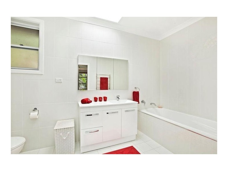 7 Alvan Parade, Mount Pleasant NSW 2519