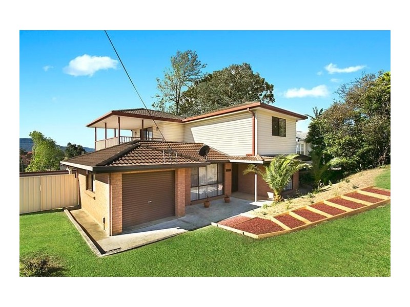 17 Burrell Crescent, Dapto NSW 2530
