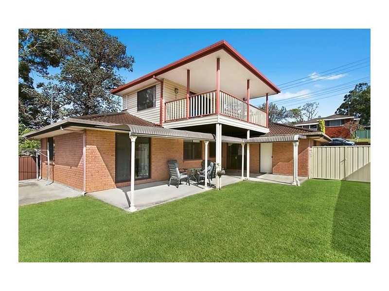 17 Burrell Crescent, Dapto NSW 2530