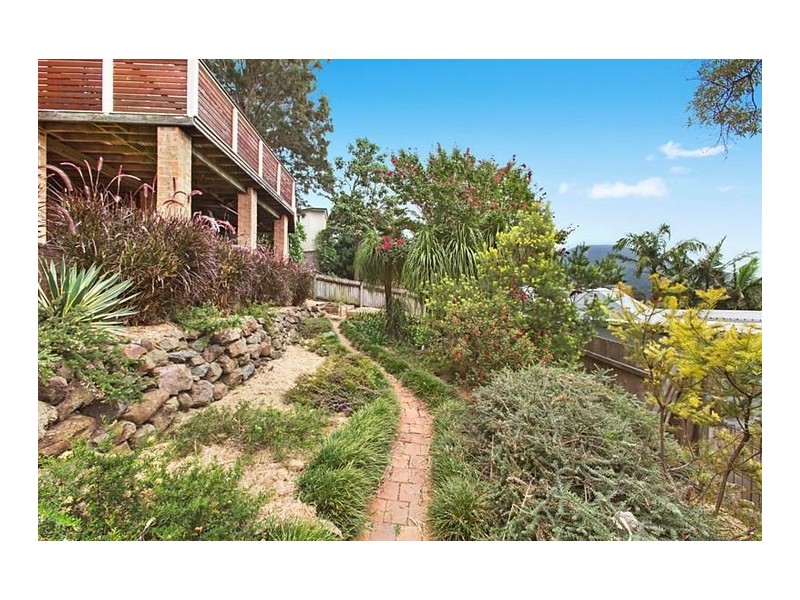 82 Bellevue Road, Figtree NSW 2525