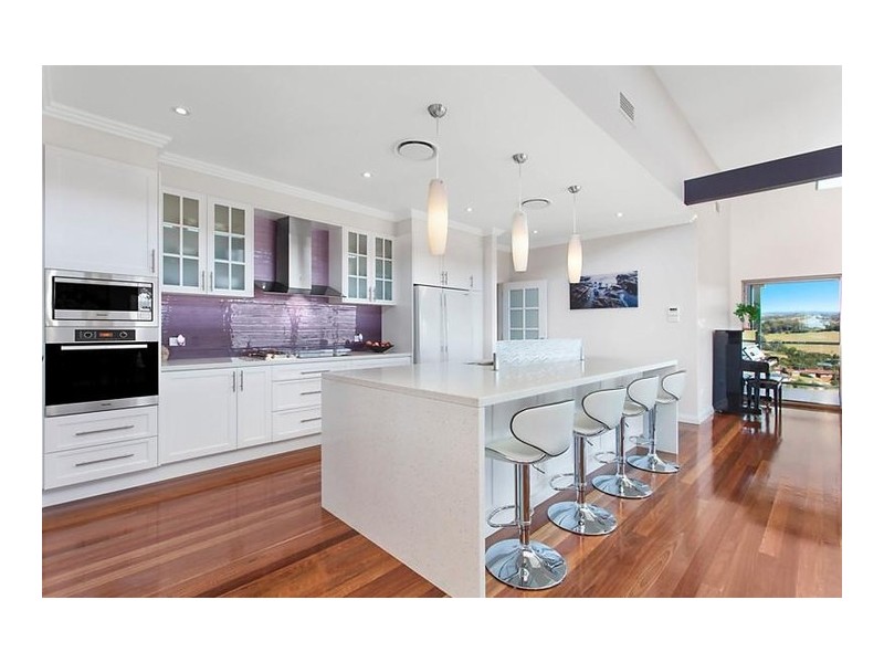 37 Albatross Drive, Blackbutt NSW 2529