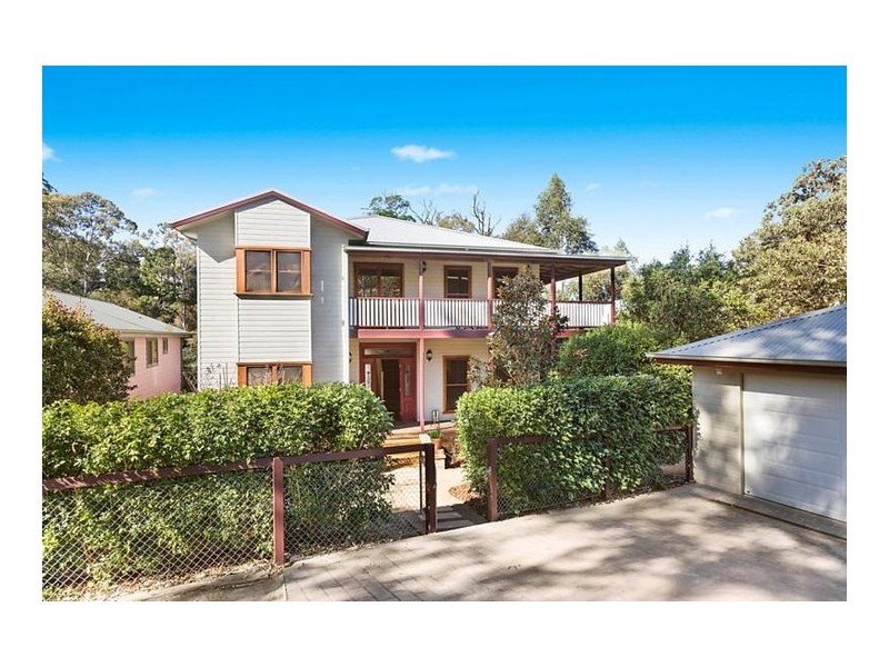 17 Woodlands Place, Figtree NSW 2525