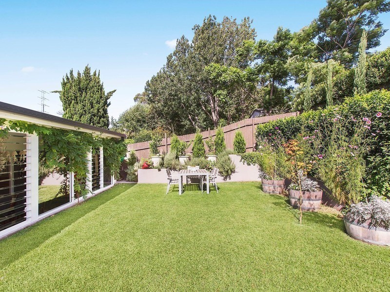 27 Gorrell Crescent, Mangerton NSW 2500