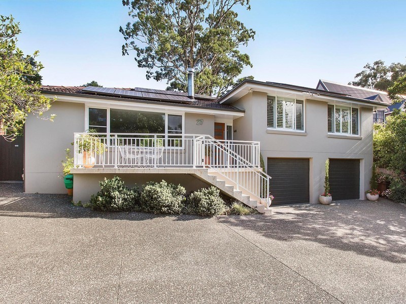 27 Gorrell Crescent, Mangerton NSW 2500