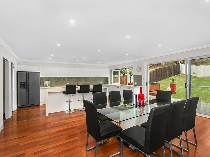 12 Mountain Avenue, Woonona NSW 2517