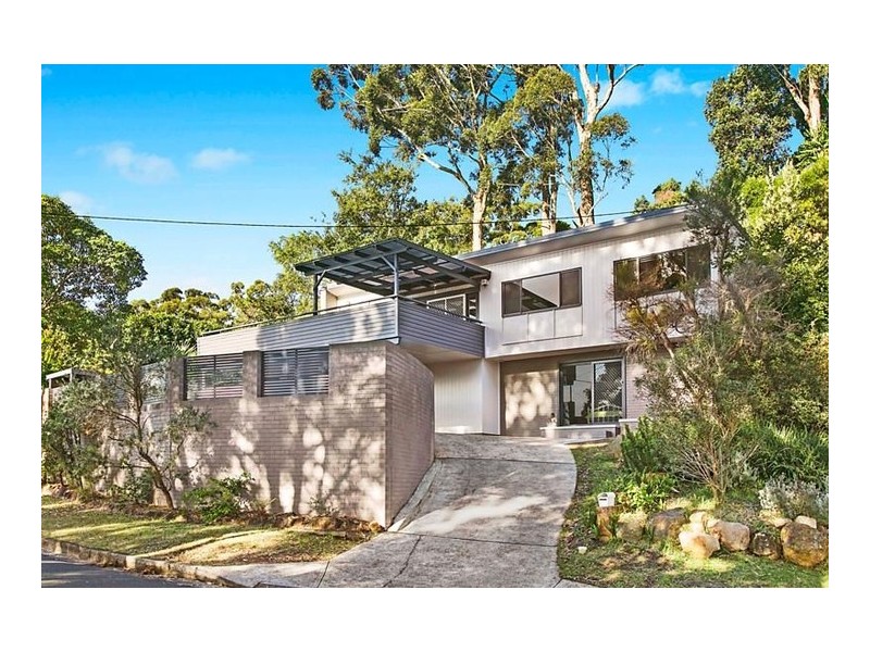 33 Hilltop Avenue, Wollongong NSW 2500