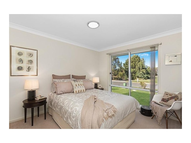 10 Condor Drive, Shell Cove NSW 2529