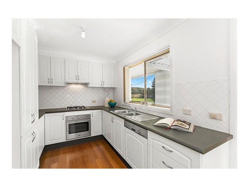 14 Beach Road, Shellharbour NSW 2529