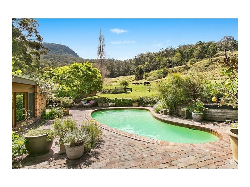 360 Farmborough Road, Farmborough Heights NSW 2526