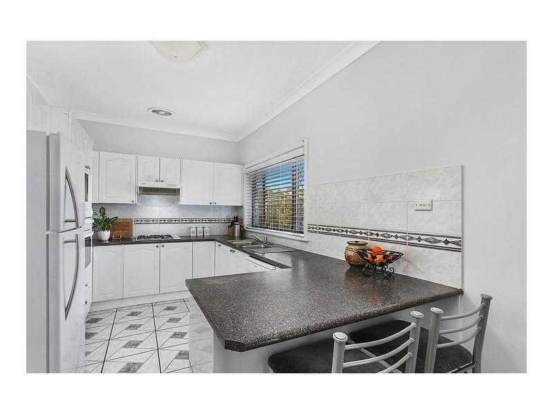 56 Stanleigh Crescent, West Wollongong NSW 2500