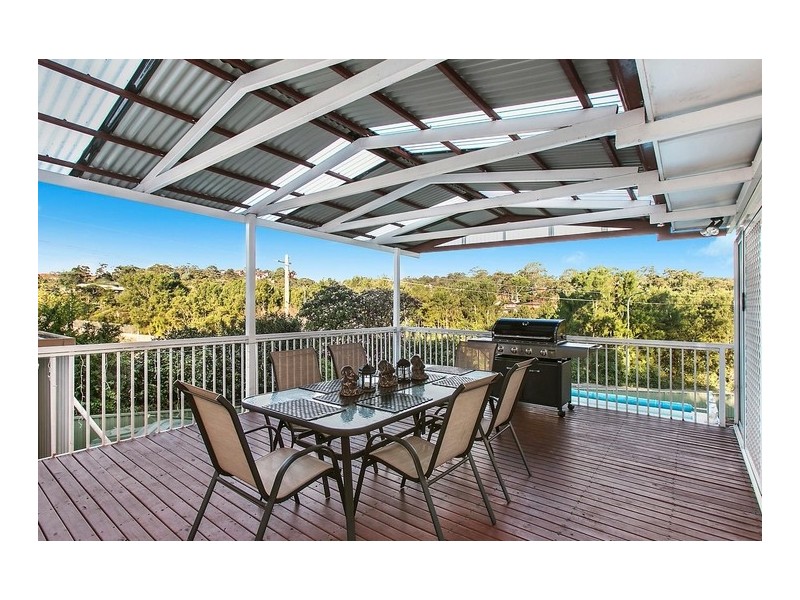 56 Stanleigh Crescent, West Wollongong NSW 2500