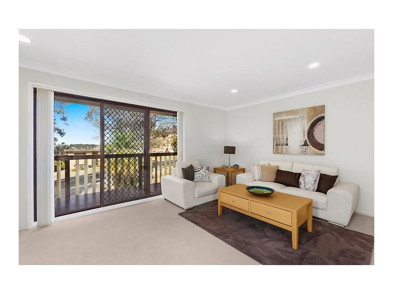 6 St Marks Crescent, Figtree NSW 2525
