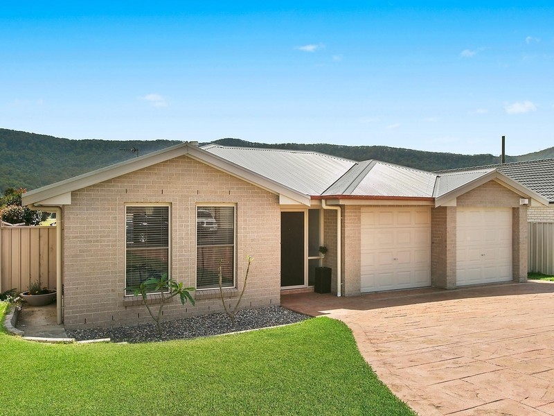 8 Hubbard Avenue, Horsley NSW 2530