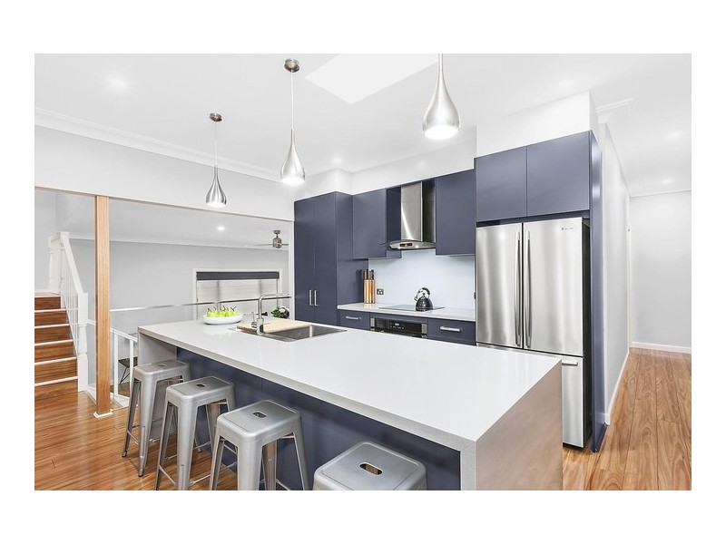 45 Phillips Crescent, Mangerton NSW 2500