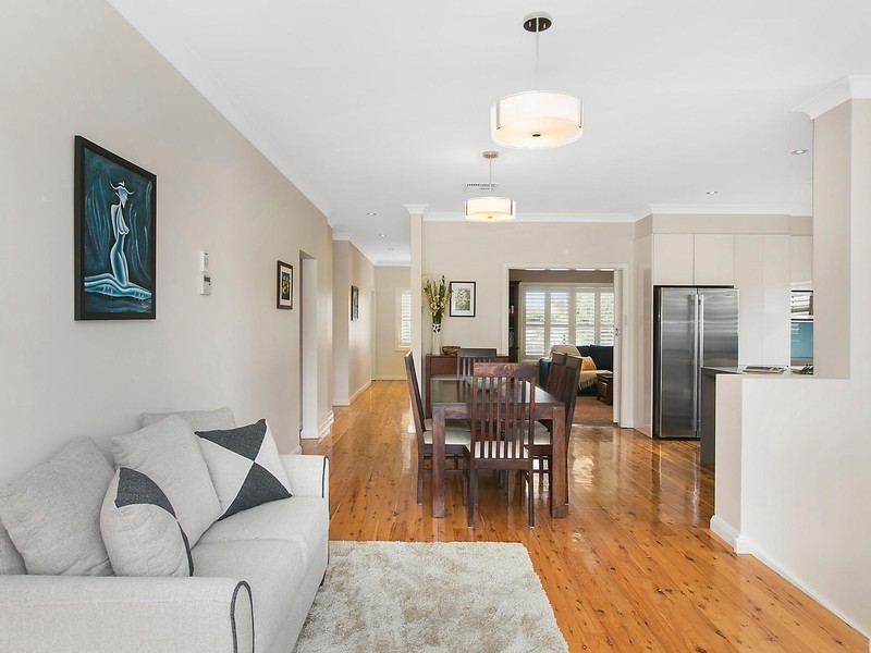 48 Colgong Crescent, Towradgi NSW 2518