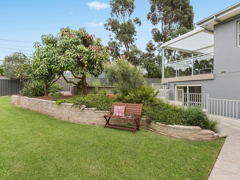 48 Colgong Crescent, Towradgi NSW 2518