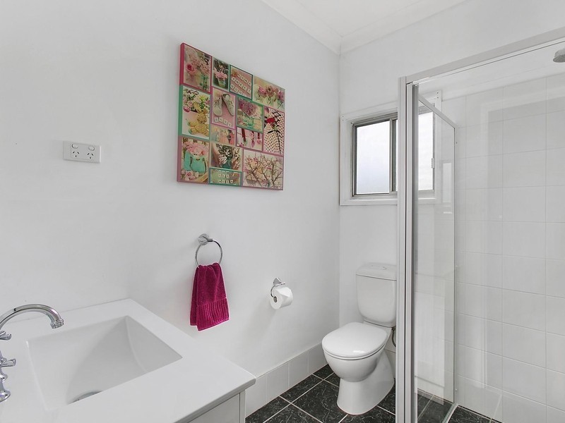 12 Abercrombie Street, West Wollongong NSW 2500