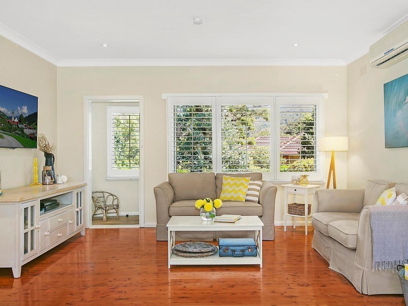 25 Koorabel Avenue, West Wollongong NSW 2500