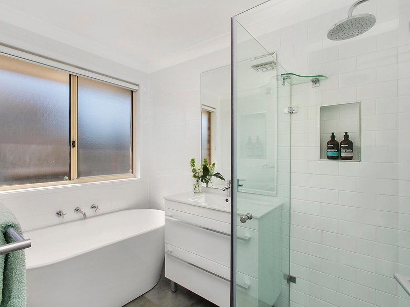 13 Warrego Street, Albion Park NSW 2527