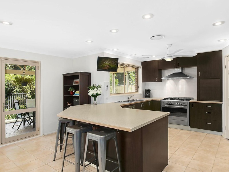 41 Darragh Drive, Figtree NSW 2525